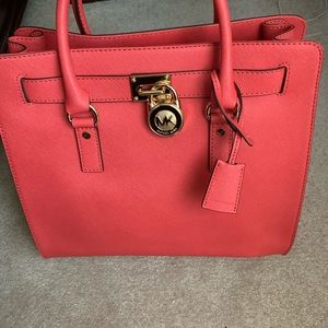 Michael Kors Hamilton Saffiano bag.